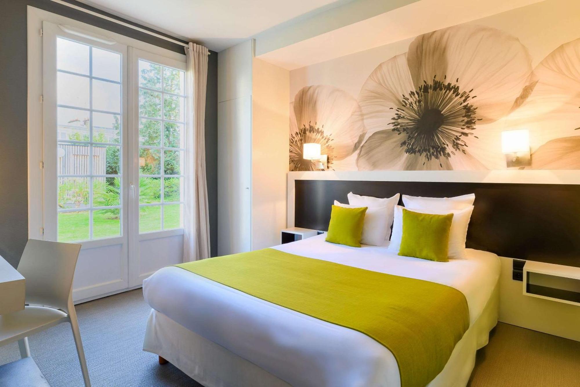 Quality La Marebaudiere Centre 4*