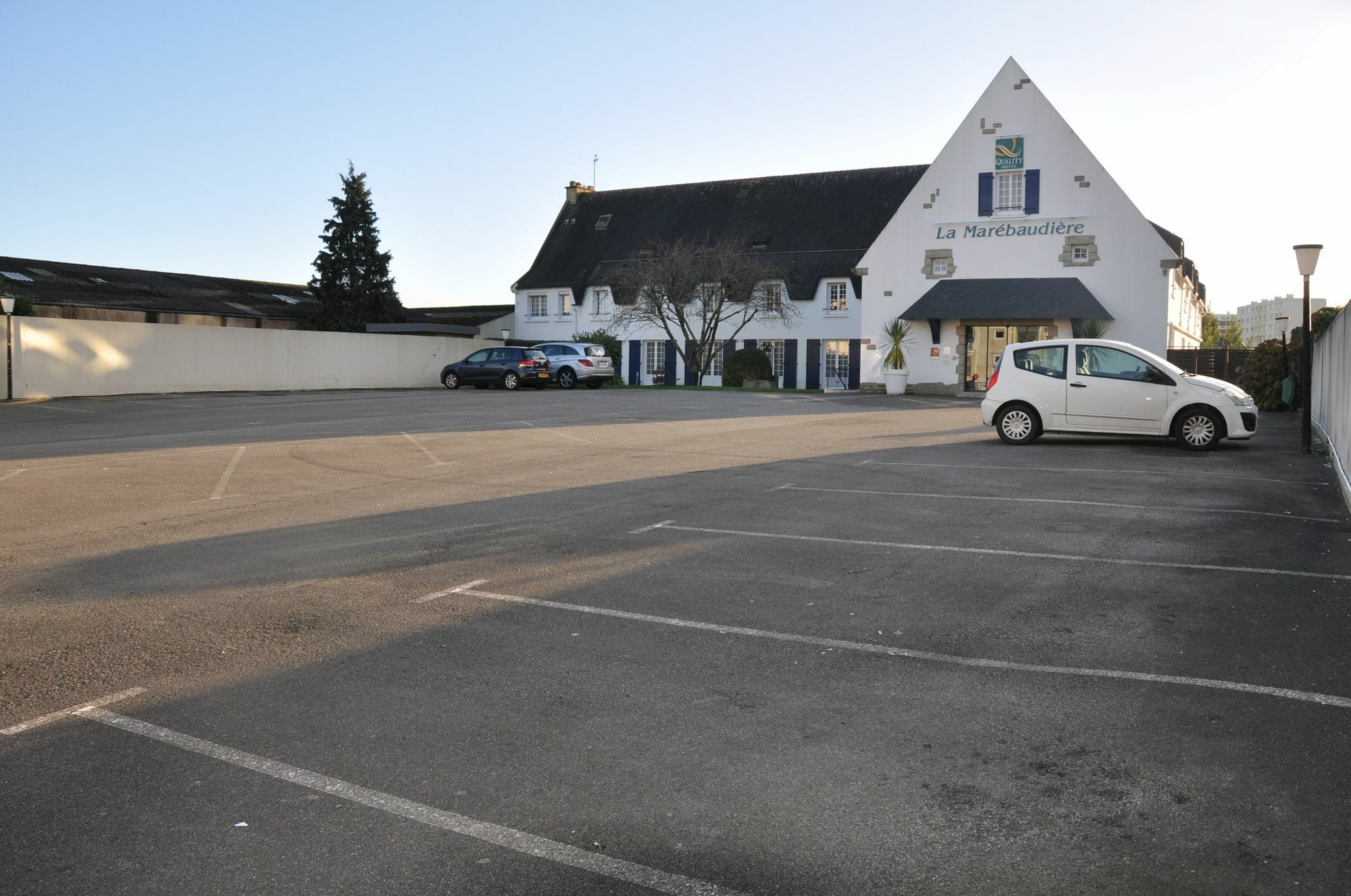 Hotel Quality La Marebaudiere Centre 4*